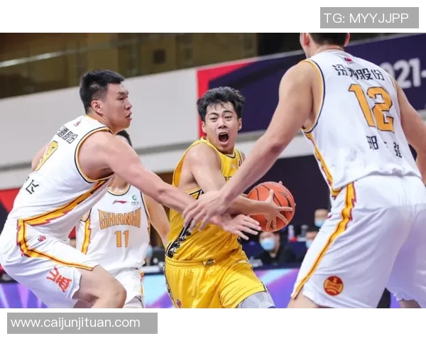 CBA新疆对阵辽宁精彩图文直播全程回顾与分析