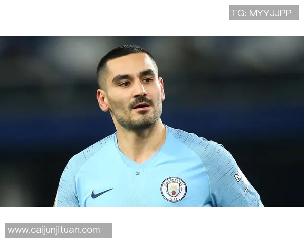 京多安的足球之路：从青涩少年到世界舞台的璀璨明星